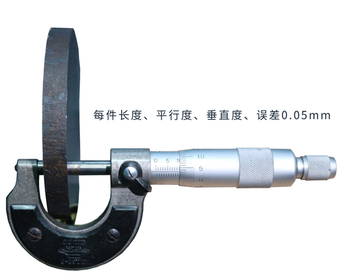 110r/Min 1760mmの高さCNCの回状は金属の切断については機械を見た