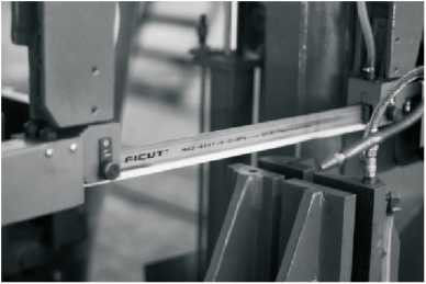 35m/Min横のバンド鋸、500mmの横の切断鋸